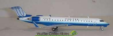 GEMINI 200 UNITED EXPRESS BOMBARDIER CRJ700 ITEM NO G2UAL287