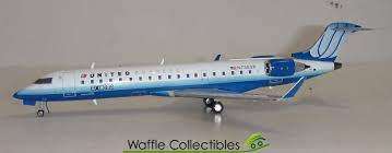 GEMINI 200 UNITED EXPRESS BOMBARDIER CRJ700 ITEM NO G2UAL287