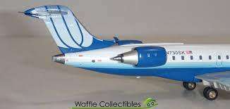 GEMINI 200 UNITED EXPRESS BOMBARDIER CRJ700 ITEM NO G2UAL287
