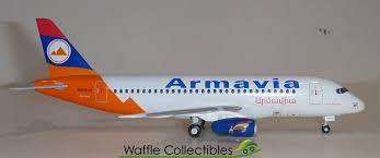 1:200 Herpa Wings 554596 Armavia Sukhoi Super Jet SSJ-100 Reg. EK-95015