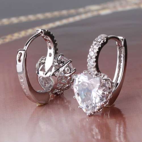 ELEGANCE RANGE! - BEAUTIFUL 18K GOLD FILLED SAPPHIRE LEVERBACK EARRINGS