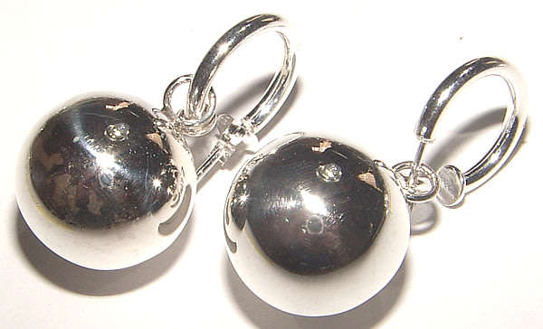 GORGEOUS SOLID .925 STERLING SILVER PRETTY WOMAN BALL DANGLING EARRINGS!
