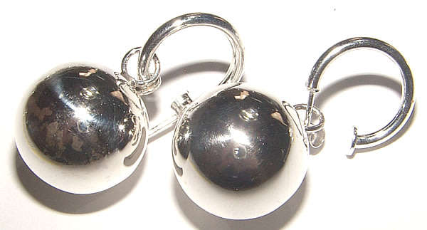 GORGEOUS SOLID .925 STERLING SILVER PRETTY WOMAN BALL DANGLING EARRINGS!