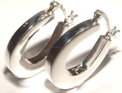 GORGEOUS HOOP EARRINGS SET IN SOLID .925 STERLING SILVER!