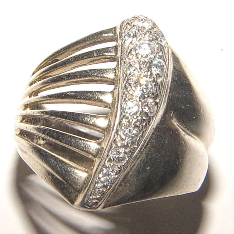 PURE PERFECTION! HANDMADE SOLID .925 STERLING SILVER RING!