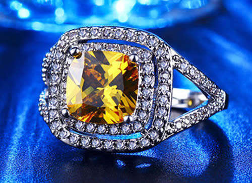 STUNNING TOPAZ 18K WHITE GOLD FILLED HALO DESIGN DRESS RING