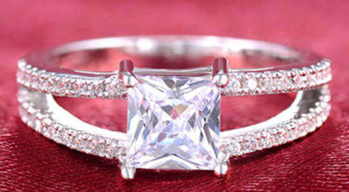 STUNNING SAPPHIRE 18K WHITE GOLD FILLED DRESS RING