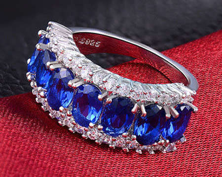 STUNNING SAPPHIRE 18K WHITE GOLD FILLED DRESS RING