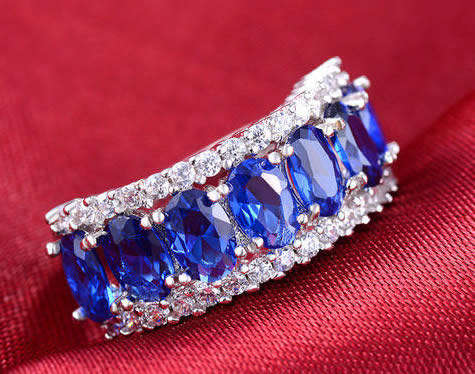STUNNING SAPPHIRE 18K WHITE GOLD FILLED DRESS RING