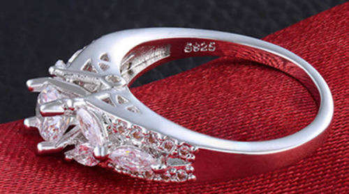 STUNNING SAPPHIRE 18K WHITE GOLD FILLED DRESS RING