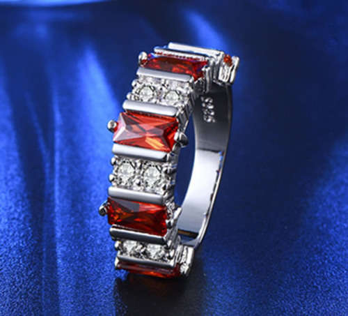 STUNNING GARNET 18K WHITE GOLD FILLED CHANNEL DRESS RING