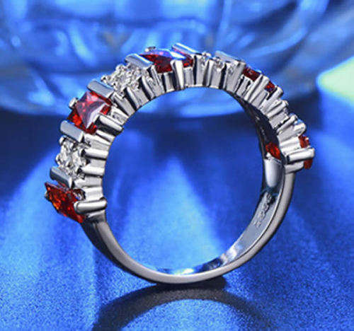 STUNNING GARNET 18K WHITE GOLD FILLED CHANNEL DRESS RING