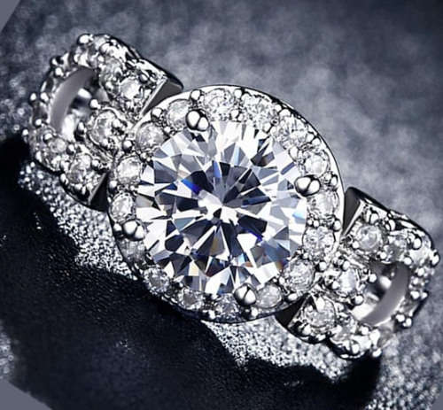 STUNNING SAPPHIRE 18K WHITE GOLD FILLED DRESS RING