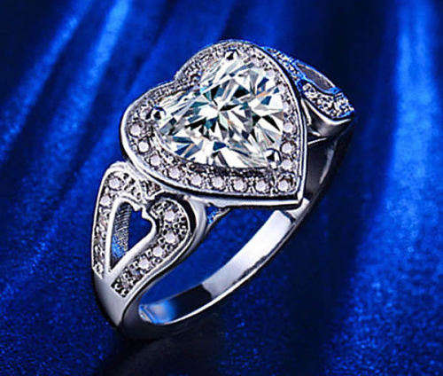 STUNNING SAPPHIRE 18K WHITE GOLD FILLED DRESS RING