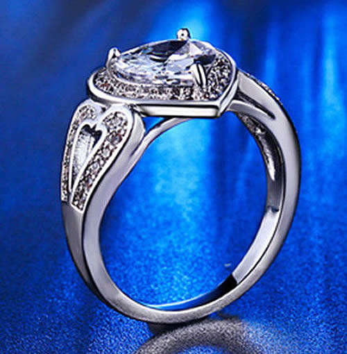 STUNNING SAPPHIRE 18K WHITE GOLD FILLED DRESS RING