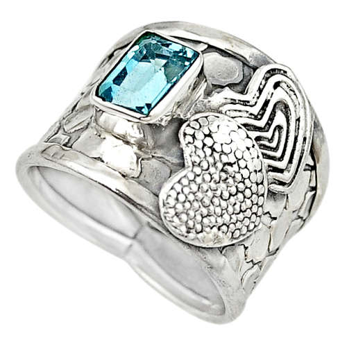 SPARKLING NATURAL TOPAZ  HEARTS RING IN SOLID STERLING SILVER!!!