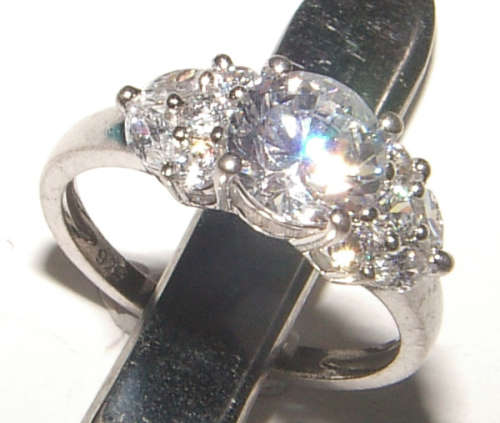 PURE PERFECTION! SOLID .925 STERLING RING WITH SIMULATED DIAMONDS!