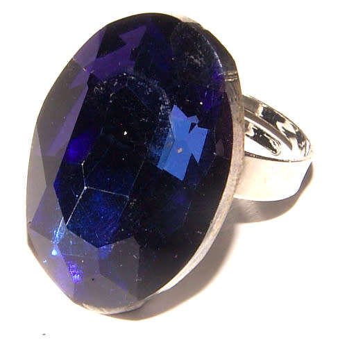 ***SPARKLING CRYSTAL  CARNIVAL DRESS RING