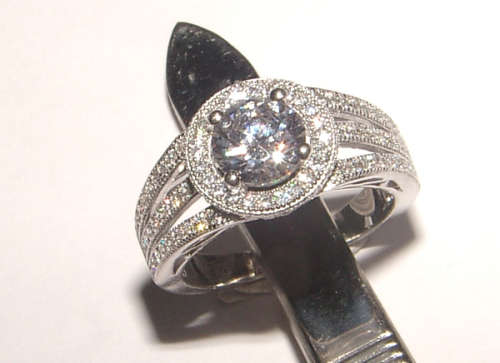 PURE PERFECTION! SOLID .925 STERLING SILVER HALO RING WITH SIMULATED DIAMONDS!