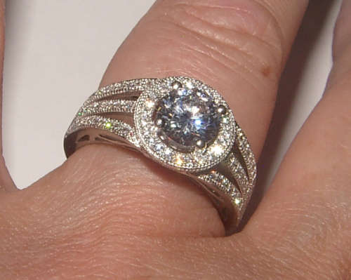 PURE PERFECTION! SOLID .925 STERLING SILVER HALO RING WITH SIMULATED DIAMONDS!