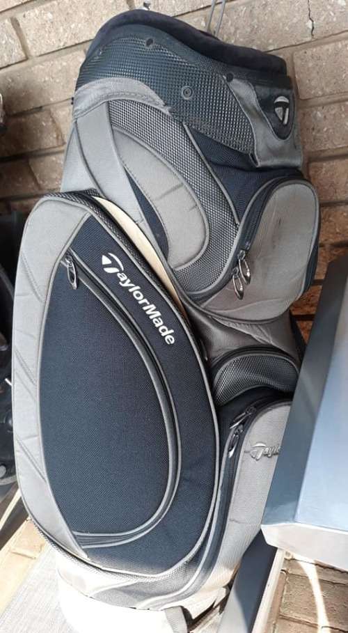 TaylorMade Gold bag (AUCTION FOR BUYER 88International ONLY)