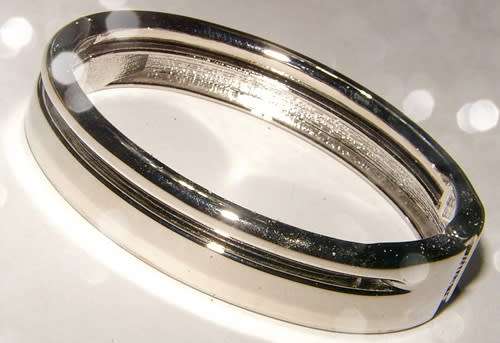 GORGEOUS SILVER HINGE BANGLE