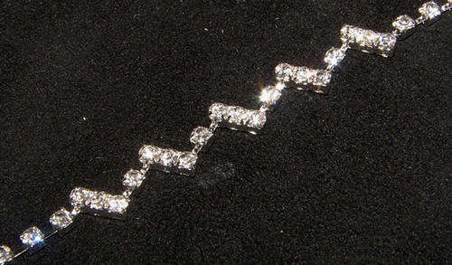 ***SPARKLING!!***GLAMOROUS  RHINESTONE CRYSTAL  BRACELET!