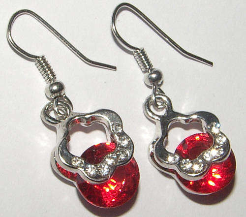 ***NEW!*** BEAUTIFUL DANGLING RHINESTONE FASHION EARRINGS!!!