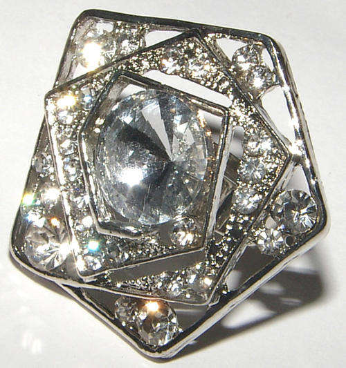 BEAUTIFUL LUCITE AND RHINESTONE ENCRUSTED DRESS RING - ***NEW STOCK***!