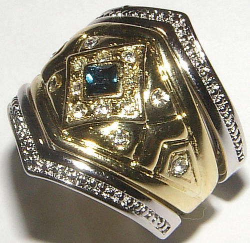 *** STUNNING*** DESIGNER INSPIRED LADIES ENGAGEMENT/WEDDING RING SET!!!