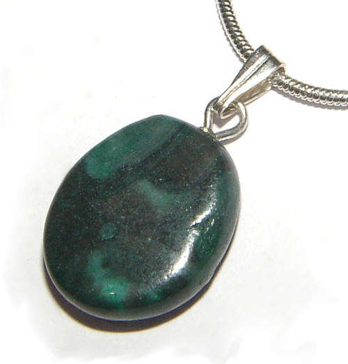STUNNING NATURAL GEMSTONE  PENDANT!!