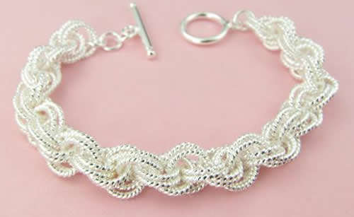 ***L@@@@K!!*** STUNNING SILVER TOGGLE BRACELET!!