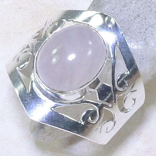 ***GORGEOUS DESIGN!!!***STUNNING NATURAL ROSE QUARTZ  IN STERLING SILVER RING!!!