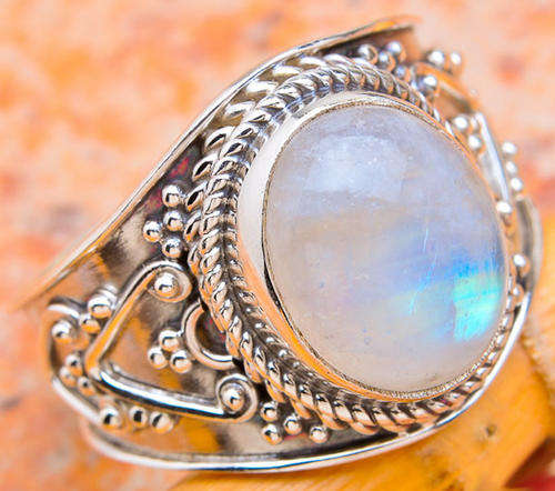 ***NATURAL GEMSTONES!!!***STUNNING NATURAL MOONSTONE IN STERLING SILVER RING!!!