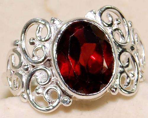 ***WOAW!!!*** GORGEOUS GARNET HAND CRAFTED ART NOUVEAU SOLID STERLING SILVER RING!!!