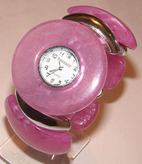 SWEET STRETCHY LUCITE WATCH!