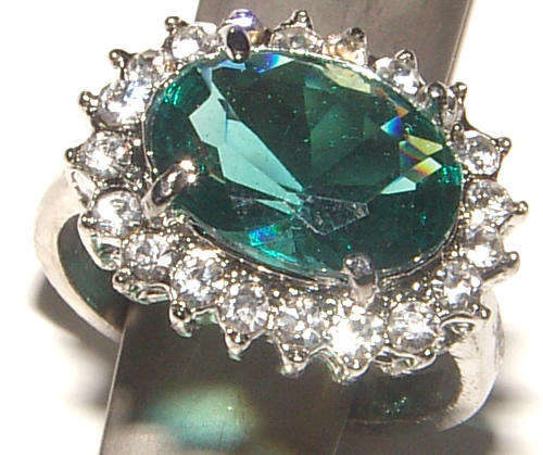 ***SIZE - 8.5 ***SPARKLING CARNIVAL DRESS RING - WOAW!!!