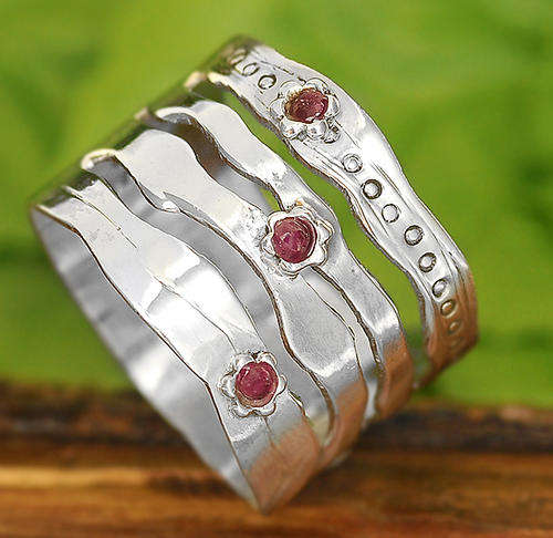 ***HANDCRAFTED AND IMPORTED FROM ISRAEL - ELEGANT RUBY LADIES RING!