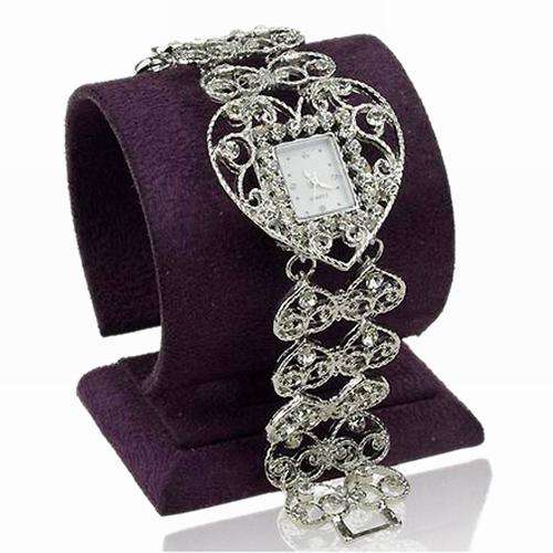 '''PERFECT ACCESSORY!''' SPARKLING RHINESTONE ENCRUSTED VINTAGE STYLE DRESS WATCH!