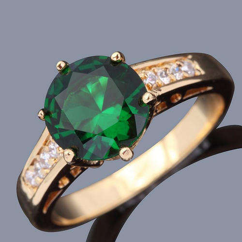 ***GORGEOUS***STUNNING EMERALD SOLITAIRE RING!!!