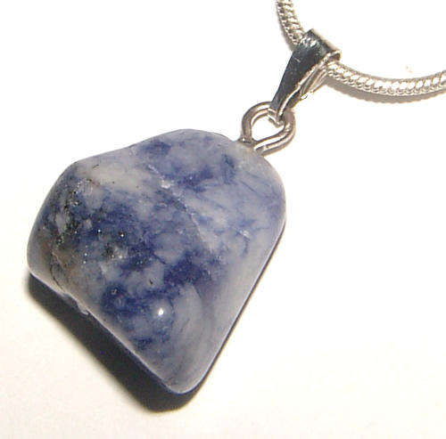 STUNNING NATURAL POLISHED GEMSTONE PENDANT - SODALITE!!