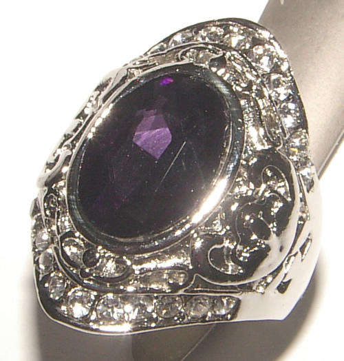 **SIZE 7.5 **GORGEOUS BOLD DRESS RING WITH LUCITE CRYSTAL AND RHINESTONES!