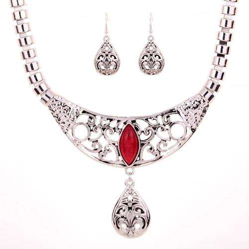 ***FAIRYTALE COLLECTION*** RED TURQUOISE NECKLACE AND EARRING SET!