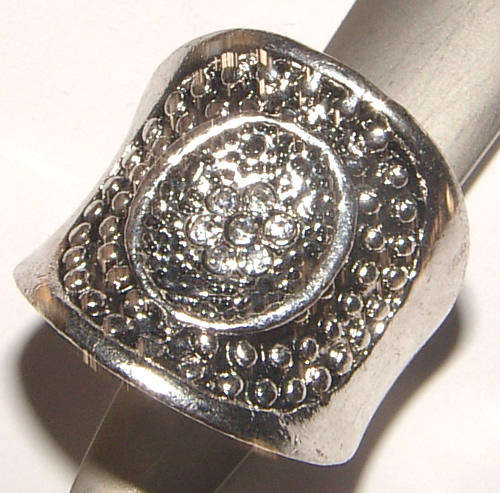 SIZE - J - BEAUTIFUL RHINESTONE ENCRUSTED DRESS RING!