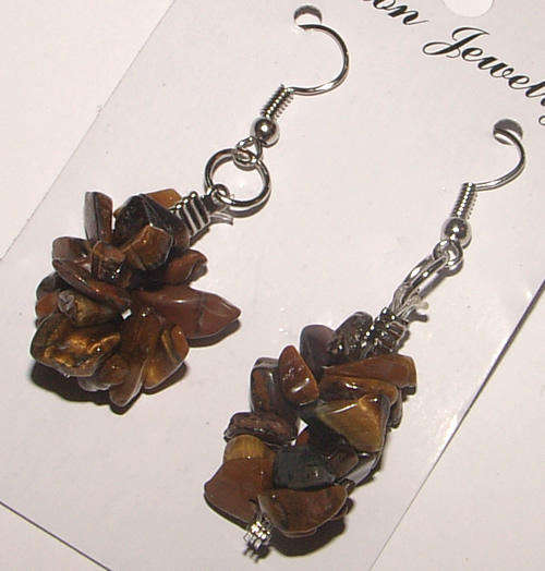***CHARM-ING!! ELEGANT NATURAL GEMSTONE CLUSTER DANGLING EARRINGS!!