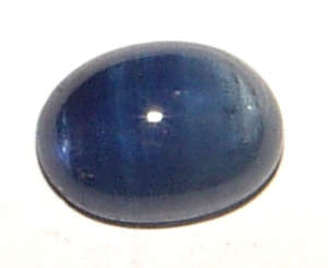 NATURAL SAPPHIRE - RICH ROYAL BLUE  OVAL CABOCHON - 1.905cts