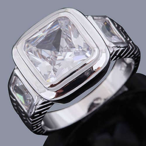 ***WOAW!!!***STUNNING TOPAZ WHITE GOLD DRESS RING!!!