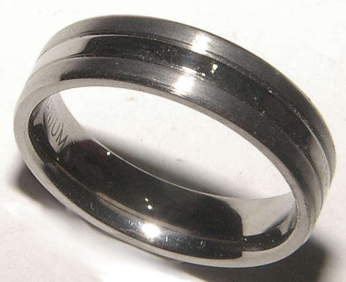 ***ELEGANT!!*** SOLID TITANIUM MEN'S BAND RING NEW!!