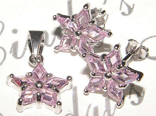 BEAUTIFUL SIMULATED PINK CZ EARRINGS AND PENDANT SET