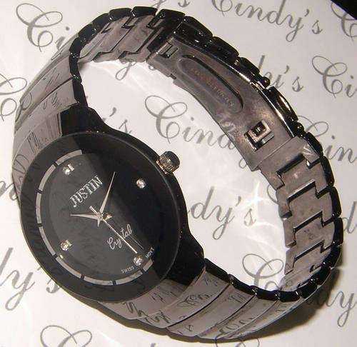 ELEGANT MEN'S WATCH FROM THE JUSTIN CRYSTAL COLLECTION!
